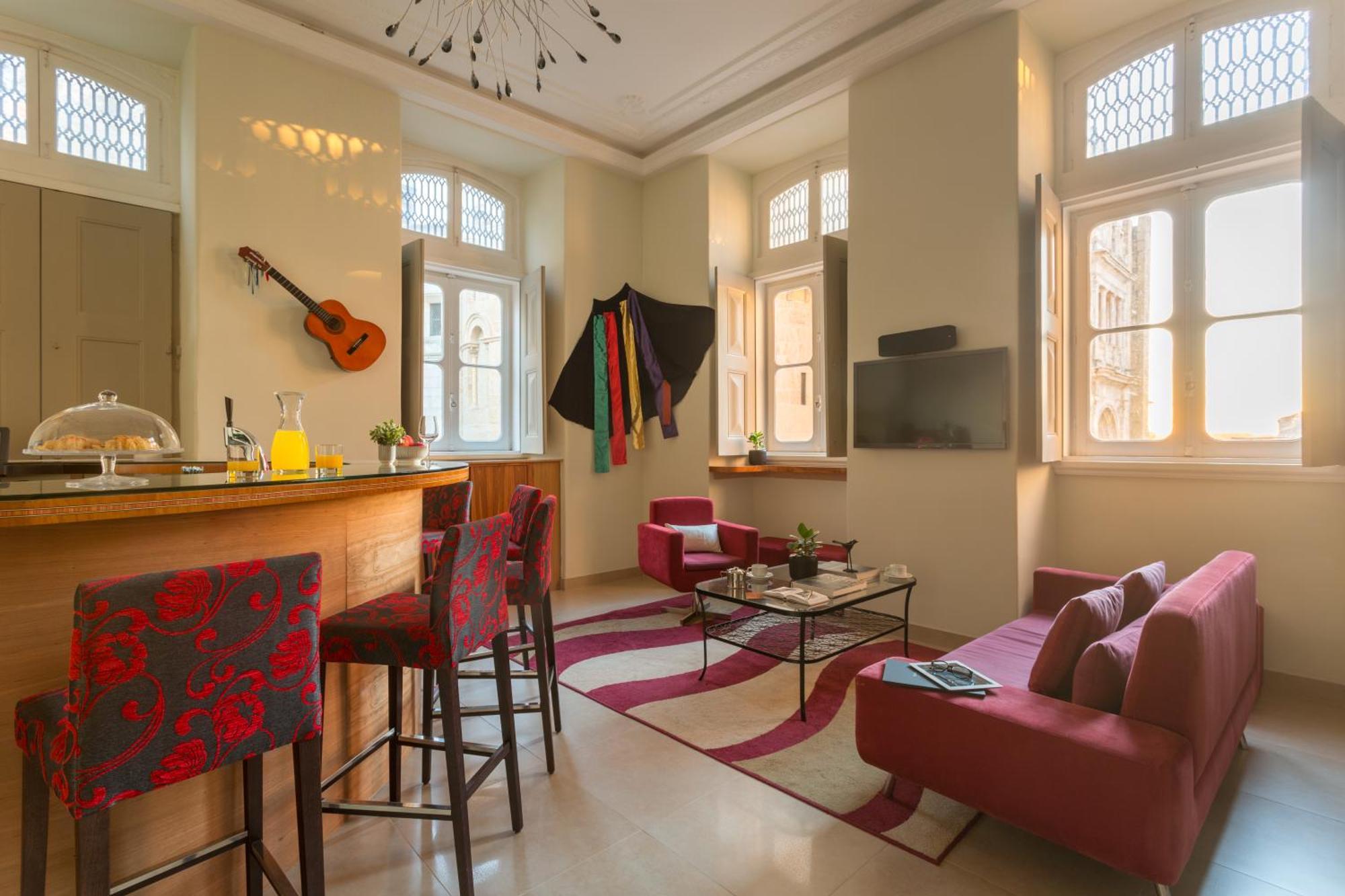 Serenata Hotel & Hostel Коїмбра Екстер'єр фото