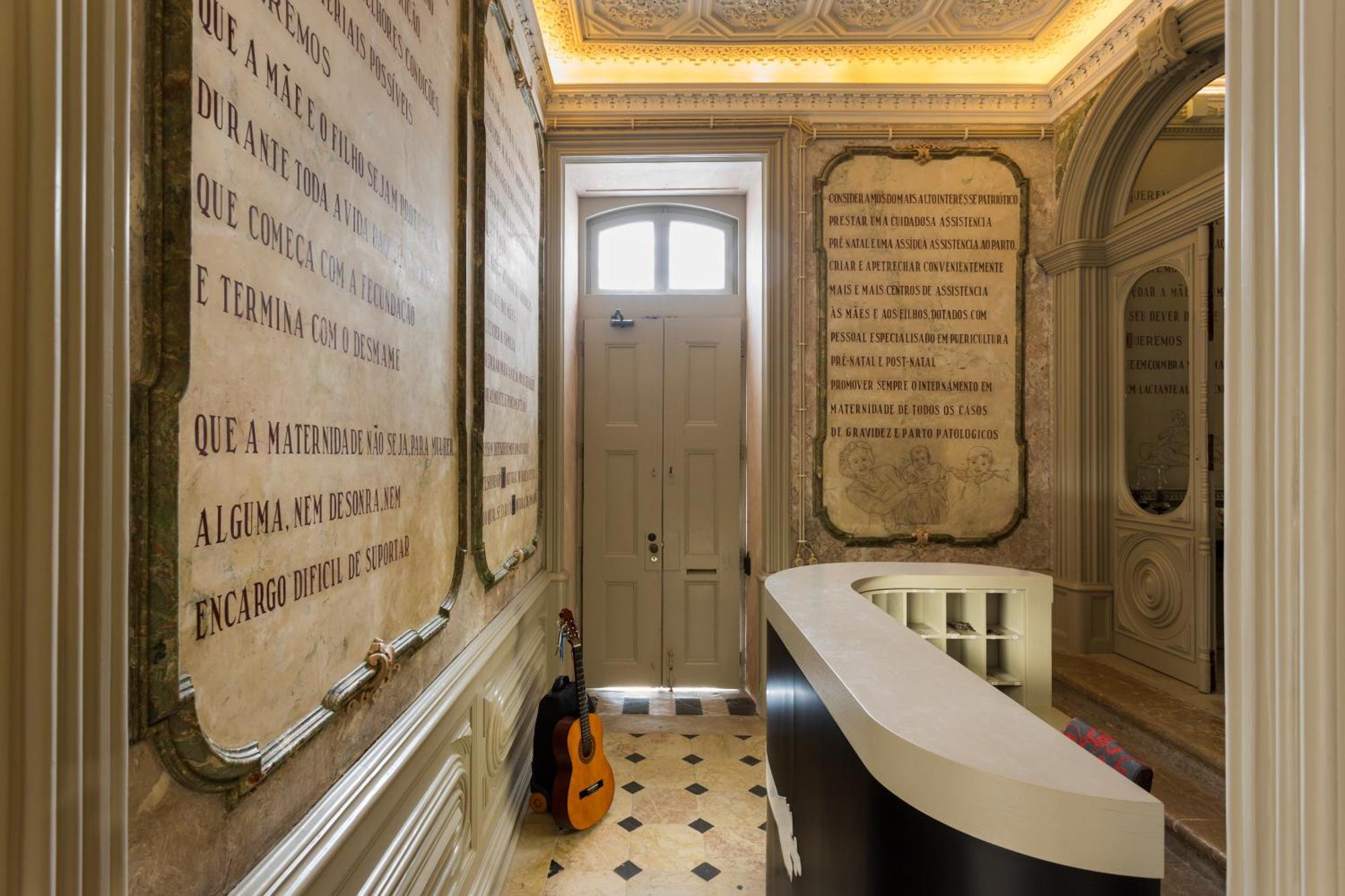 Serenata Hotel & Hostel Коїмбра Екстер'єр фото