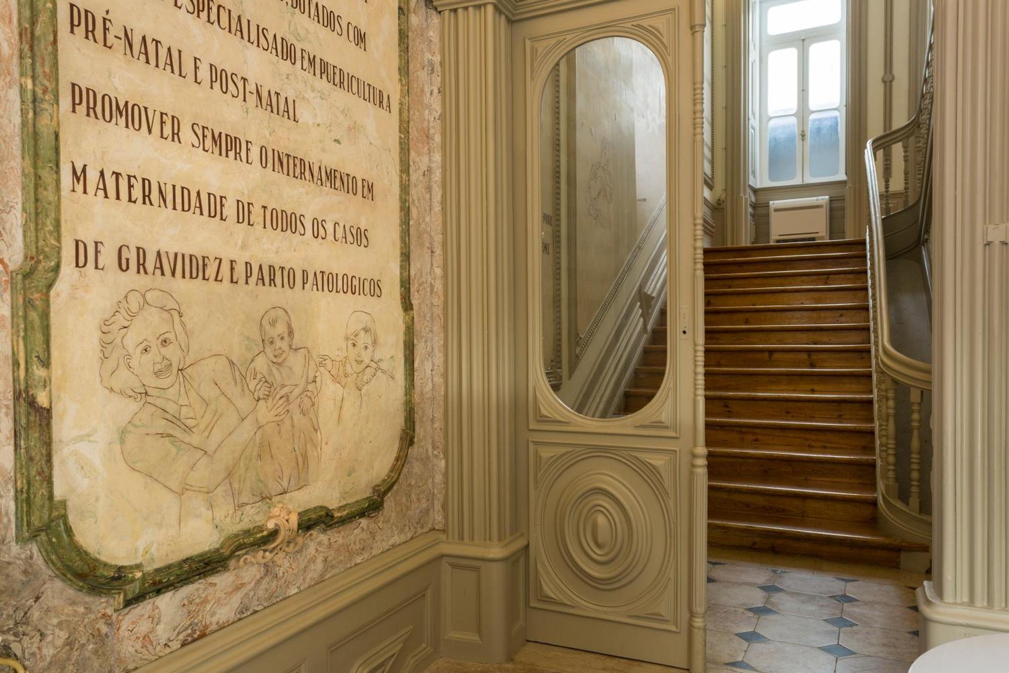 Serenata Hotel & Hostel Коїмбра Екстер'єр фото