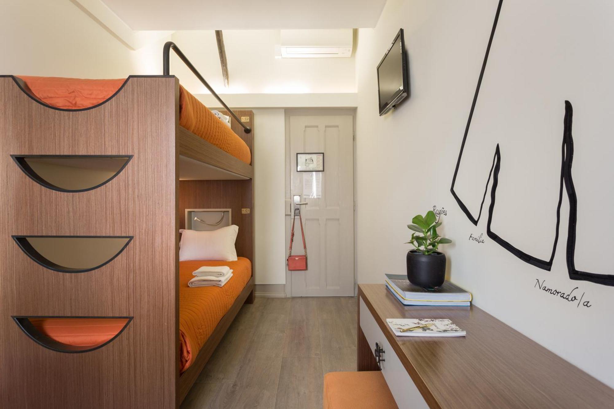 Serenata Hotel & Hostel Коїмбра Екстер'єр фото